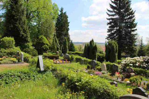 Friedhof_Rabenau2-72+640